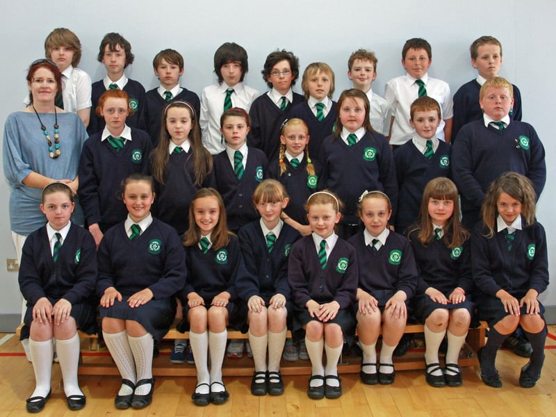 Mrs. Seana Keenan pictured with her P7 class at St. Patrick's PS, Pennyburn, Derry. 1606JM11