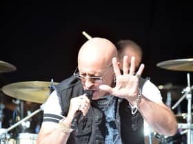 Oi! Mr Right Said Fred, how many brain cells do you have?