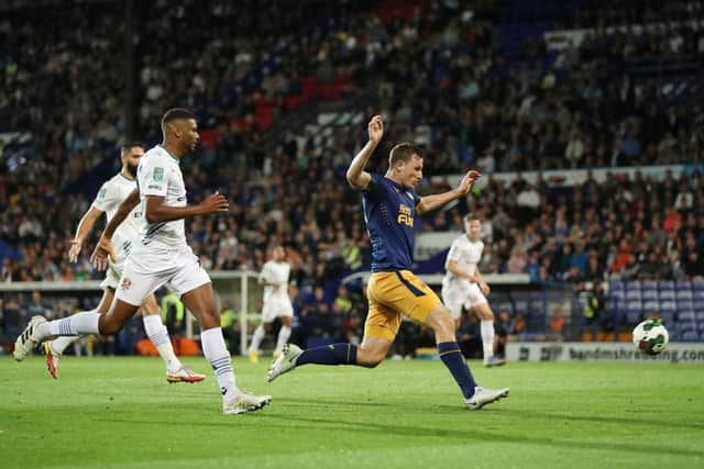 Chris Wood of Newcastle United misses a chance to score. (Photo by Lewis Storey/Getty Images)