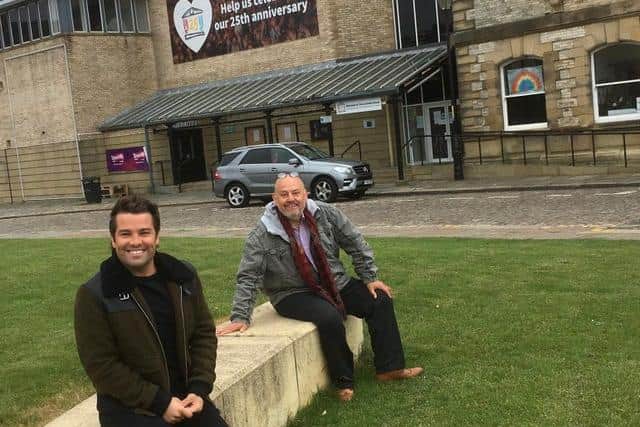 Joe McElderry with Customs House executive director,  Ray Spencer.