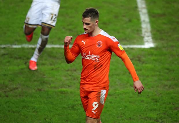 Latest odds predict whether Blackpool or Lincoln City will seal League One promotion