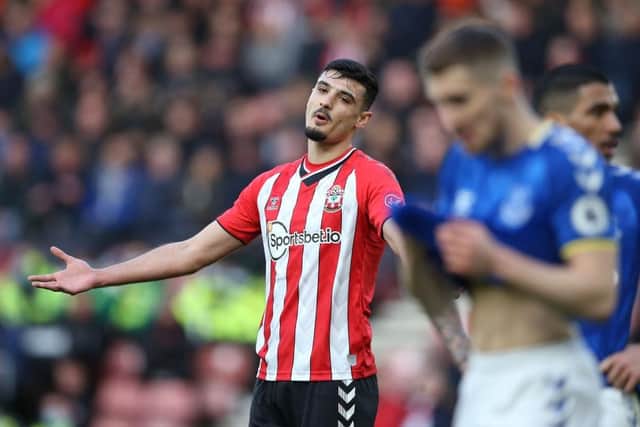 Armando Broja of Southampton reacts after missing a chance to score during the Premier League match between Southampton and Everton at St Mary's Stadium on February 19, 2022 in Southampton, England. (Photo by Steve Bardens/Getty Images)