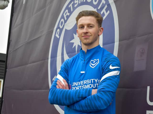 Denver Hume has signed a two-and-a-half year deal to join Portsmouth