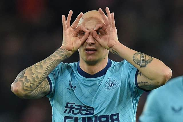 Jonjo Shelvey.