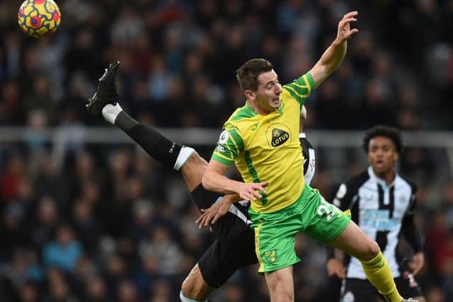 Norwich City midfielder Kenny McLean should be fit to face Newcastle United (Photo by OLI SCARFF/AFP via Getty Images)