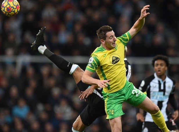 Norwich City midfielder Kenny McLean should be fit to face Newcastle United (Photo by OLI SCARFF/AFP via Getty Images)