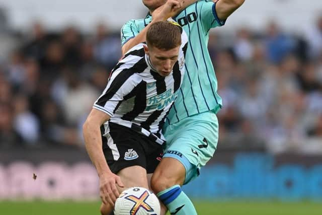 Elliot Anderson in action against Atalanta.