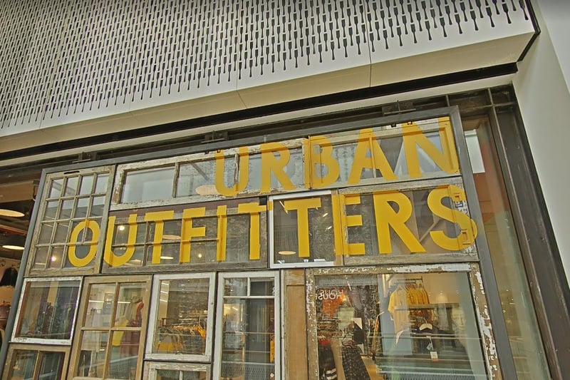 2 x jobs
Sales associate
Team leader
Vacancy closes: Saturday, May 29th, 2021
How to apply: Email the store str234@urbanoutfitters.com