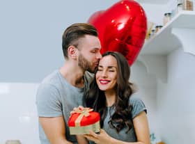 Millennials are most likely to share the love with a partner (photo: Adobe)