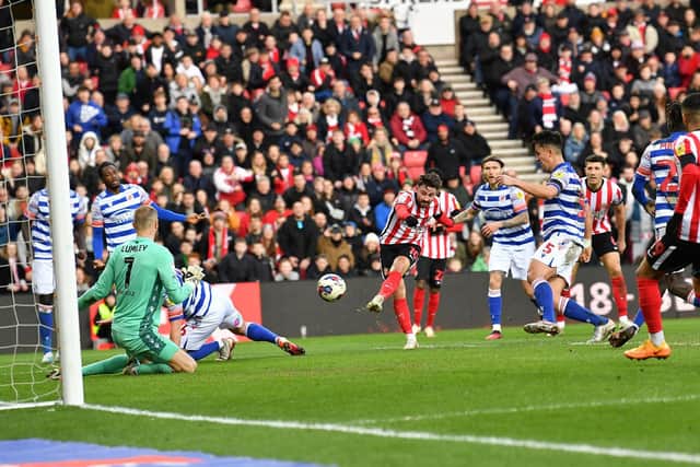 Patrick Roberts capitalised on a Baba Rahman error to secure three points for Sunderland