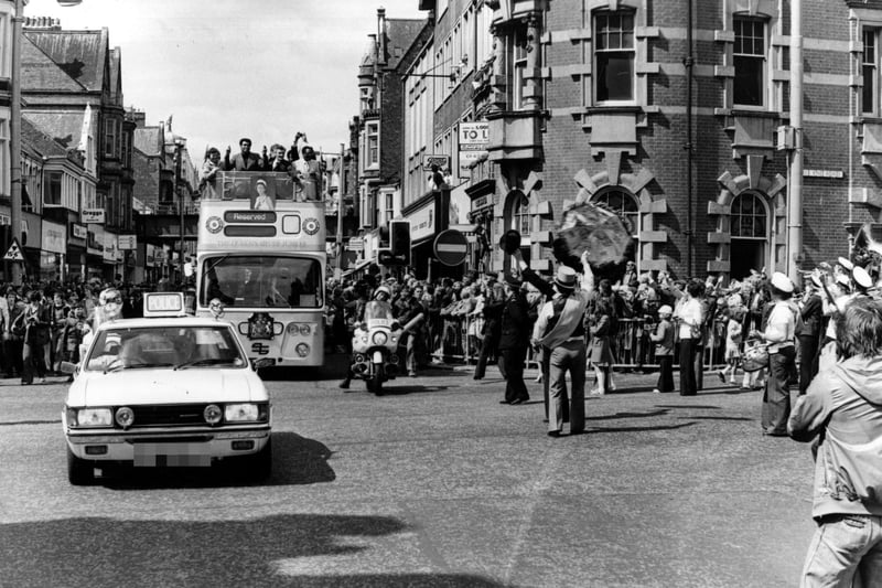 A momentous day in South Tyneside history as Muhammad Ali takes an open top bus tour through the borough. Photo: Freddie Muddit, to Fietscher Fotos of South Shields and thanks to www.southtynesidehistory.co.uk for their help.
