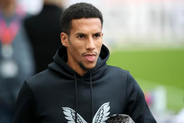 Isaac Hayden arrives at St James's Park.