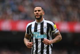 Jamaal Lascelles of Newcastle United looks on during the Premier League match between Manchester City and Newcastle United at Etihad Stadium on March 04, 2023 in Manchester, England. (Photo by Laurence Griffiths/Getty Images)