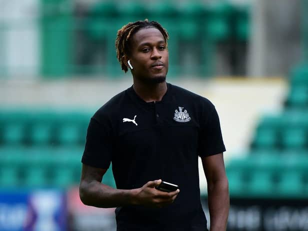 EDINBURGH, SCOTLAND - JULY 30: Rolando Aarons of Newcastle United on the pitch ahead of the Pre-Season Friendly match between Hibernian FC and Newcastle United FC at Easter Road on July 30, 2019 in Edinburgh, Scotland. (Photo by Mark Runnacles/Getty Images)
