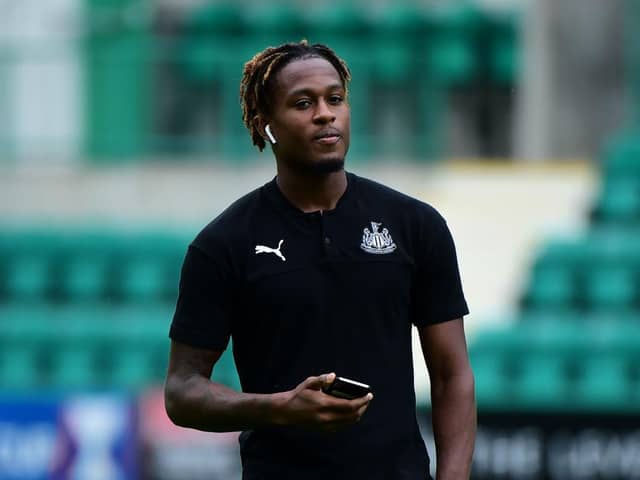 EDINBURGH, SCOTLAND - JULY 30: Rolando Aarons of Newcastle United on the pitch ahead of the Pre-Season Friendly match between Hibernian FC and Newcastle United FC at Easter Road on July 30, 2019 in Edinburgh, Scotland. (Photo by Mark Runnacles/Getty Images)
