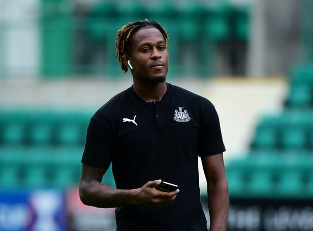 EDINBURGH, SCOTLAND - JULY 30: Rolando Aarons of Newcastle United on the pitch ahead of the Pre-Season Friendly match between Hibernian FC and Newcastle United FC at Easter Road on July 30, 2019 in Edinburgh, Scotland. (Photo by Mark Runnacles/Getty Images)