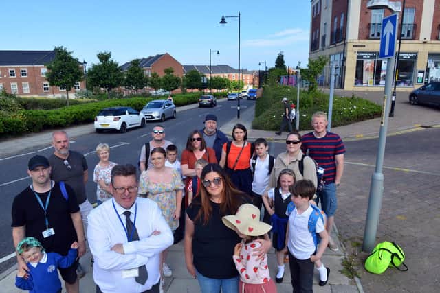 Westoe Crown Village residents and parents along with headteacher Steve Price and lead campaigner Karen English have started a road safety petition following speeding vehicles in Sea Winnings Way.