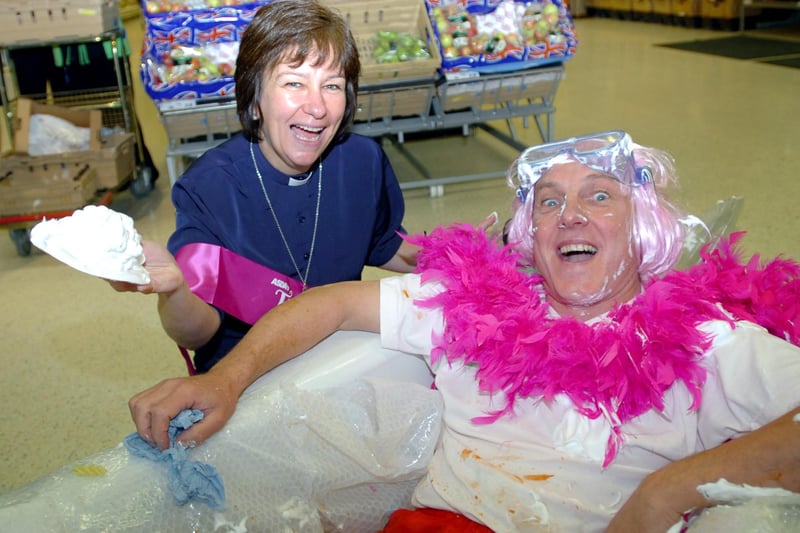 Who do you recognise in this 2007 photo showing Asda staff bathing in gunge as part of the Tickled Pink campaign?