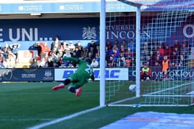 Corry Evans strikes the post for Sunderland