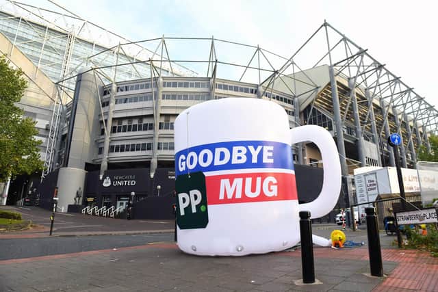 Paddy Power delivered a four-metre-high mug to St. James’ Park and Newcastle’s Quayside ahead of Newcastle United's game against Spurs. The ‘Goodbye Mug’ is a farewell present for Mike Ashley and comes complete with a special edition Paddy Power tea bag