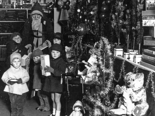 Who remembers going to see Santa at Binns? Here's the first ever visit by Santa to Binns in South Shields in the 1930s.