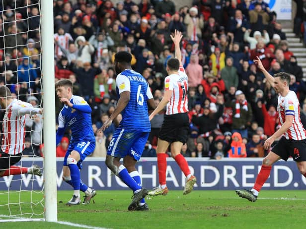 Sunderland laboured to a costly defeat against Doncaster Rovers