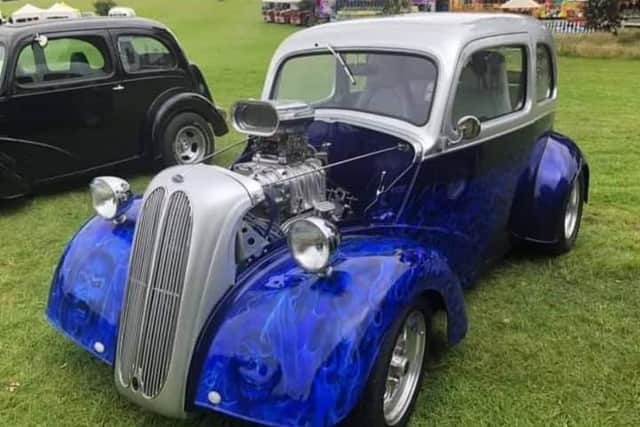 Fins and Chrome classic car show