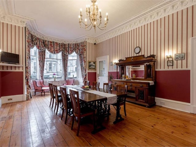 Dining room.