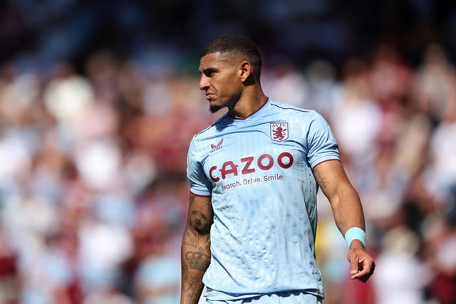 Newcastle’s hunt for a defender last winter saw them extensively linked with a move for Sevilla centre-back Carlos. The Brazilian opted to stay in La Liga before moving to Aston Villa in the summer. His time at Villa Park got off to the worst possible start however after he suffered a ruptured achilles tendon in August.