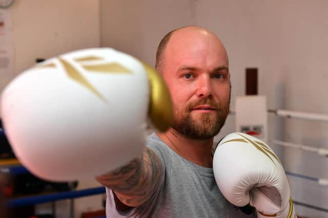 Former professional boxer Sean Hughes is to take on a charity walk for Hebburn Helps and Dementia UK.