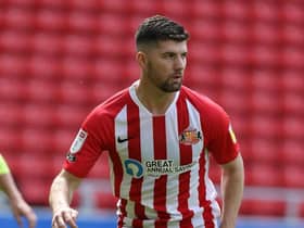 Jordan Jones playing for Sunderland.
