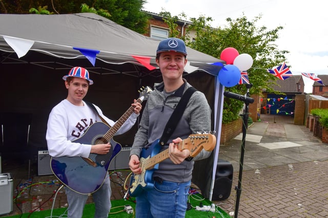 Providing the music at the Tennyson Avenue Boldon Jubilee Street, Parry James Harwood (left) and James Duffy