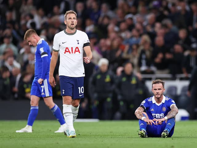 LONDON, ENGLAND - SEPTEMBER 17: Harry Kane of Tottenham Hotspur and James Maddison of Leicester City react after the final whistle in the Premier League match between Tottenham Hotspur and Leicester City at Tottenham Hotspur Stadium on September 17, 2022 in London, England. (Photo by Ryan Pierse/Getty Images)