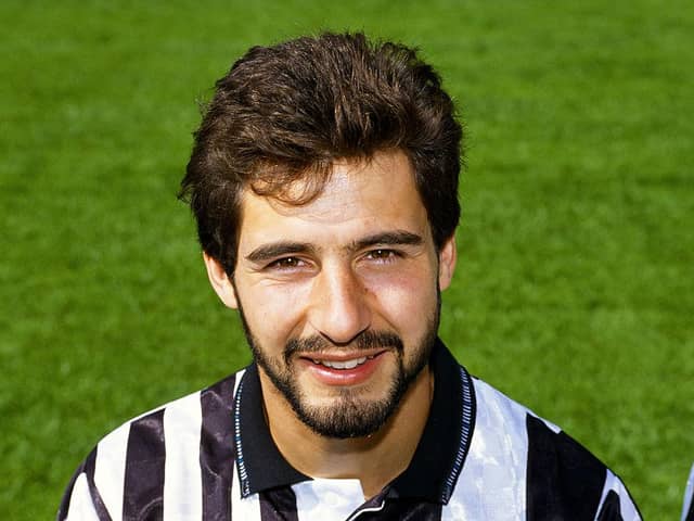 Newcastle United player Gavin Peacock poses for his headshot at the 1990/91 pre-season photocall at St James' Park on July 17, 1991 in Newcastle, England.