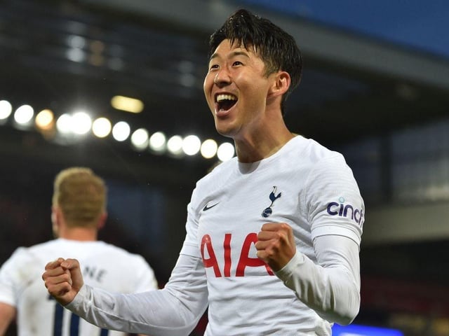 Antonio Conte’s side know they have to win against Arsenal in midweek and hope that Mikel Arteta’s side slip-up again in order for them to secure Champions League football. However, their draw at Anfield on Saturday will give Spurs great hope that they can pull off this unlikely scenario. Chances of qualifying for the Champions League = 24%.