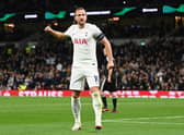 LONDON, ENGLAND - SEPTEMBER 30: Harry Kane of Tottenham Hotspur celebrates after scoring their sides fifth goal during the UEFA Europa Conference League group G match between Tottenham Hotspur and NS Mura at Tottenham Hotspur Stadium on September 30, 2021 in London, England. (Photo by Shaun Botterill/Getty Images)