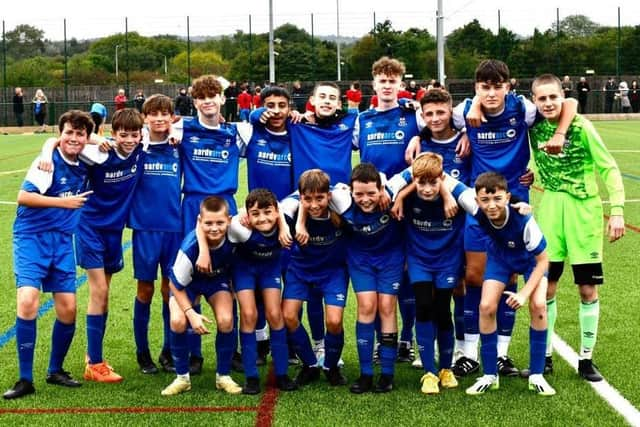 Jarrow U13s football team received a grant from Tesco shoppers.