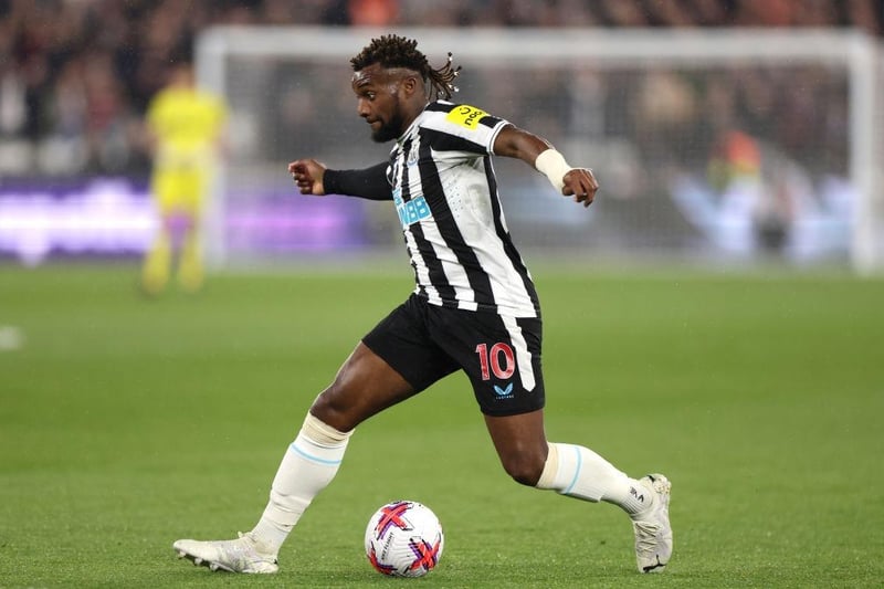 Saint-Maximin has been in France recuperating from a hamstring injury and it’s hoped that may be back to make his return to the squad against Tottenham Hotspur next weekend. Speaking about the Frenchman, Howe said: “This has come as a surprise to him and for us, the number of just very minor injuries that he’s had to his hamstrings. He’s had them on both sides, so it’s not a concern for us, because I think he can get over them quite quickly.”