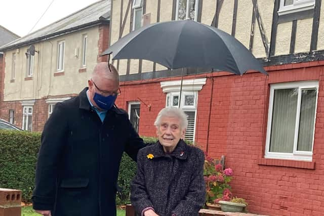 90-year-old Ishbelle Burgoyne and her son, Gary (left)