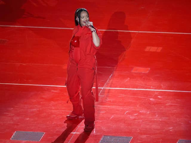 Rihanna on stage at the superbowl (photo: Getty Images)