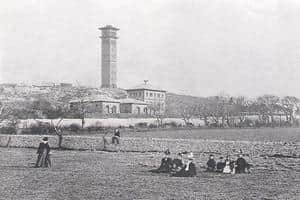 The tower looks the same today as it did here in 1900.