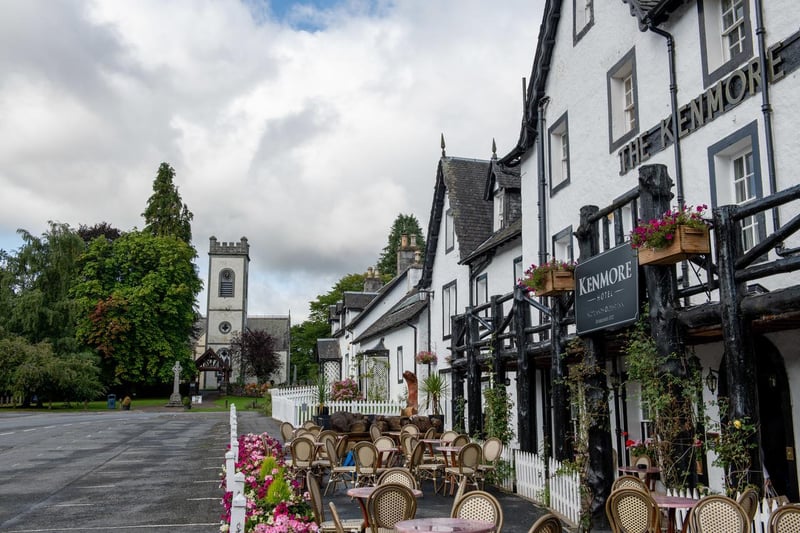 Set in Highland Perthshire in the village of Kenmore, right on the banks of Loch Tay (perfect for swimming and fetching sticks), the Kenmore Hotel is welcoming to dogs and their owners. Dine with your dog in the hotel's lounge or the Boar’s Head Bar, where treats and water bowls are available.