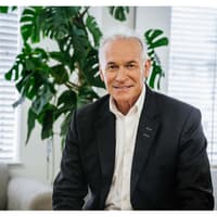 Dr Hilary Jones reveals the natural remedy he always keeps in his kitchen