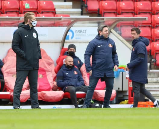 Sunderland head coach Lee Johnson