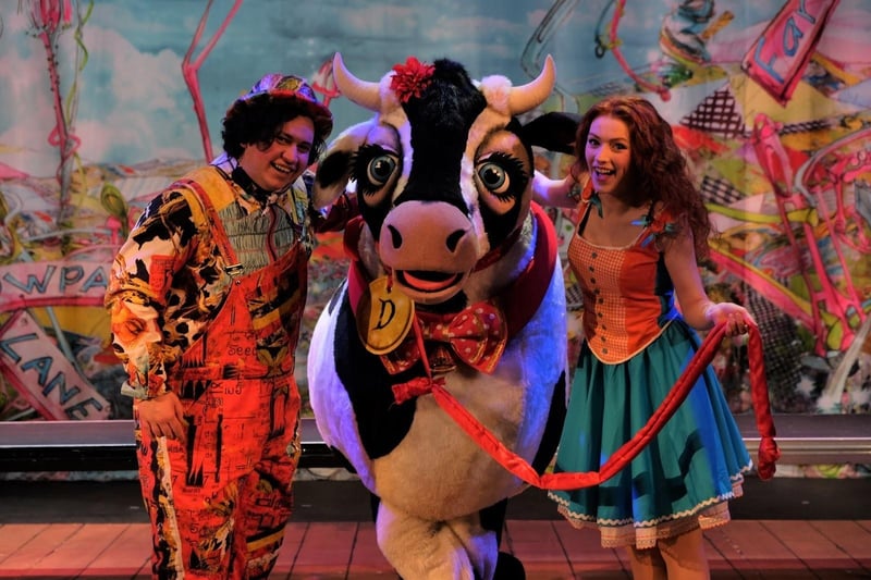 Arbuthnot, Doddington and Peggy (Bethan Amber) in children's show The Cow Jumped over the Moon 2017