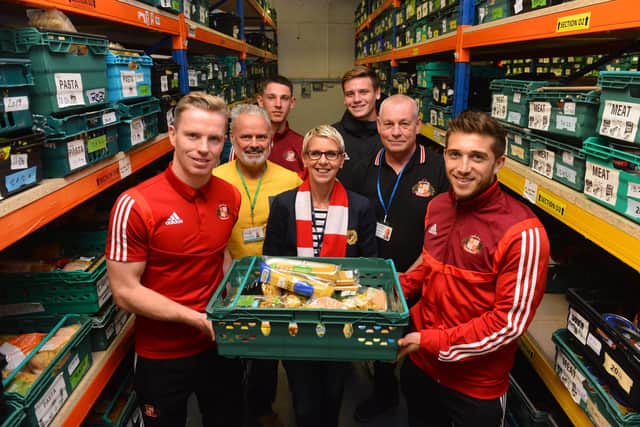 Sunderland AFC players visit Sunderland Foodbank.