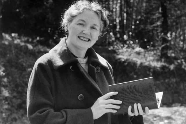 January 1973:  English novelist Catherine Cookson (1906 - 1998). A national survey in 1988 showed that her books counted for one third of all fiction borrowed from public libraries in the UK.  (Photo by Alf Reynolds/Evening Standard/Getty Images)