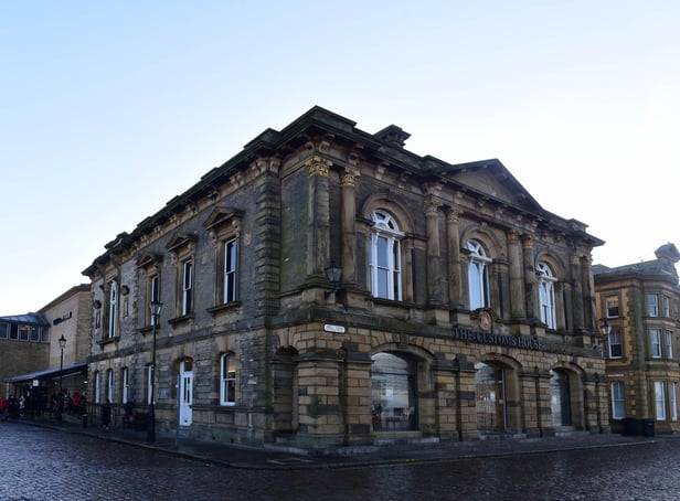 The Customs House has cancelled its pantomime due to positive Covid cases.