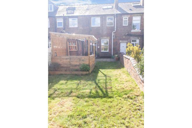 This 3 bedroom terraced house is on Farndale Road, Wadsley Bridge, and is on the market for £135,000 with Purplebricks.