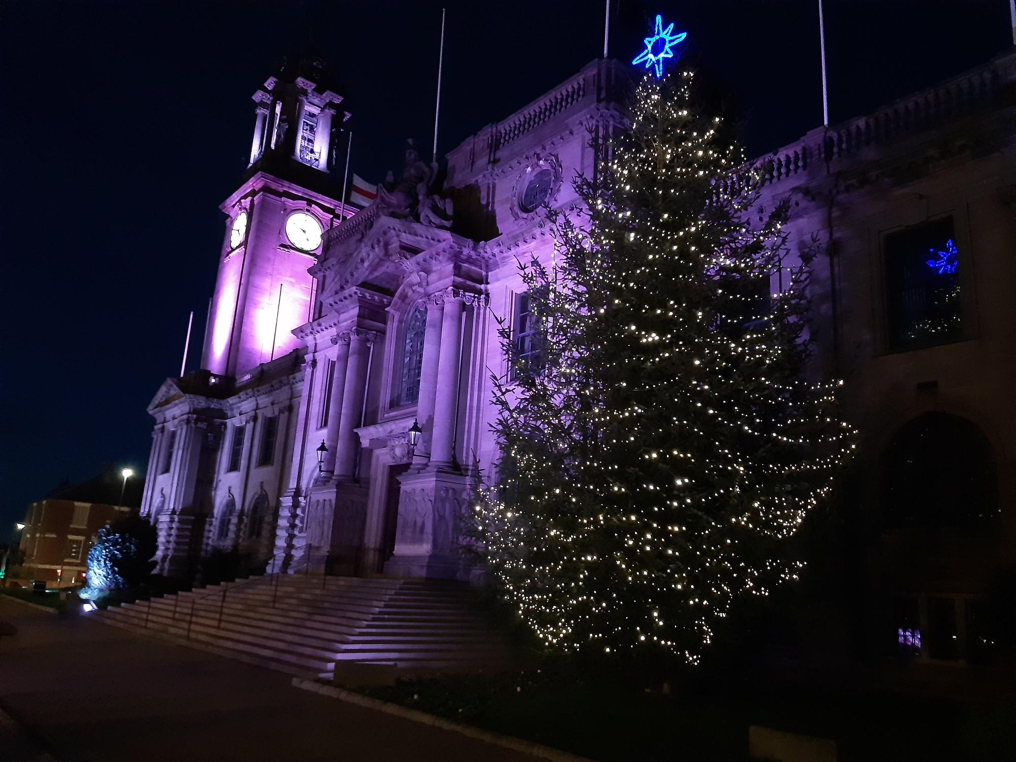 City hall christmas lights 2020 deals